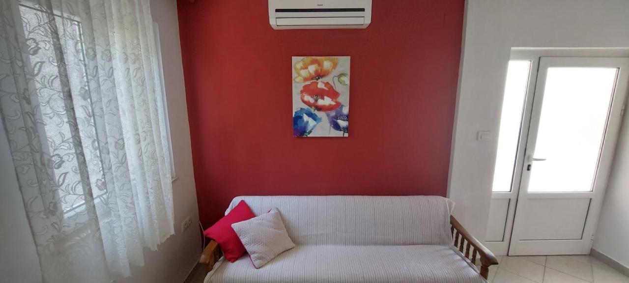 Pahljina Apartments Palit Εξωτερικό φωτογραφία